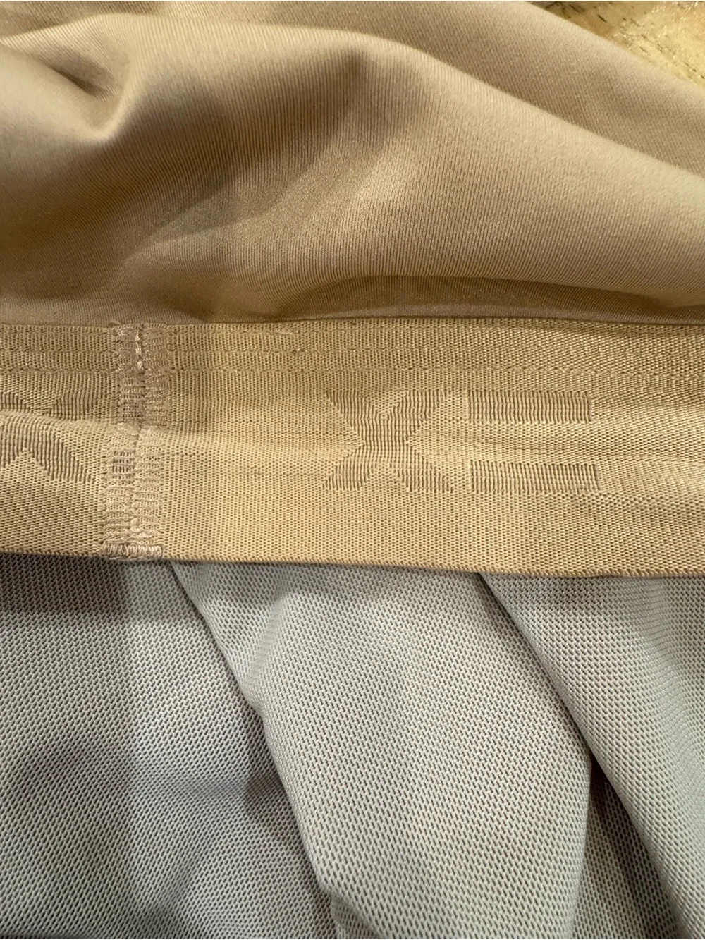 TomboyX Seamless Compression Top in Chai  Size S Athletic wear Athleisure